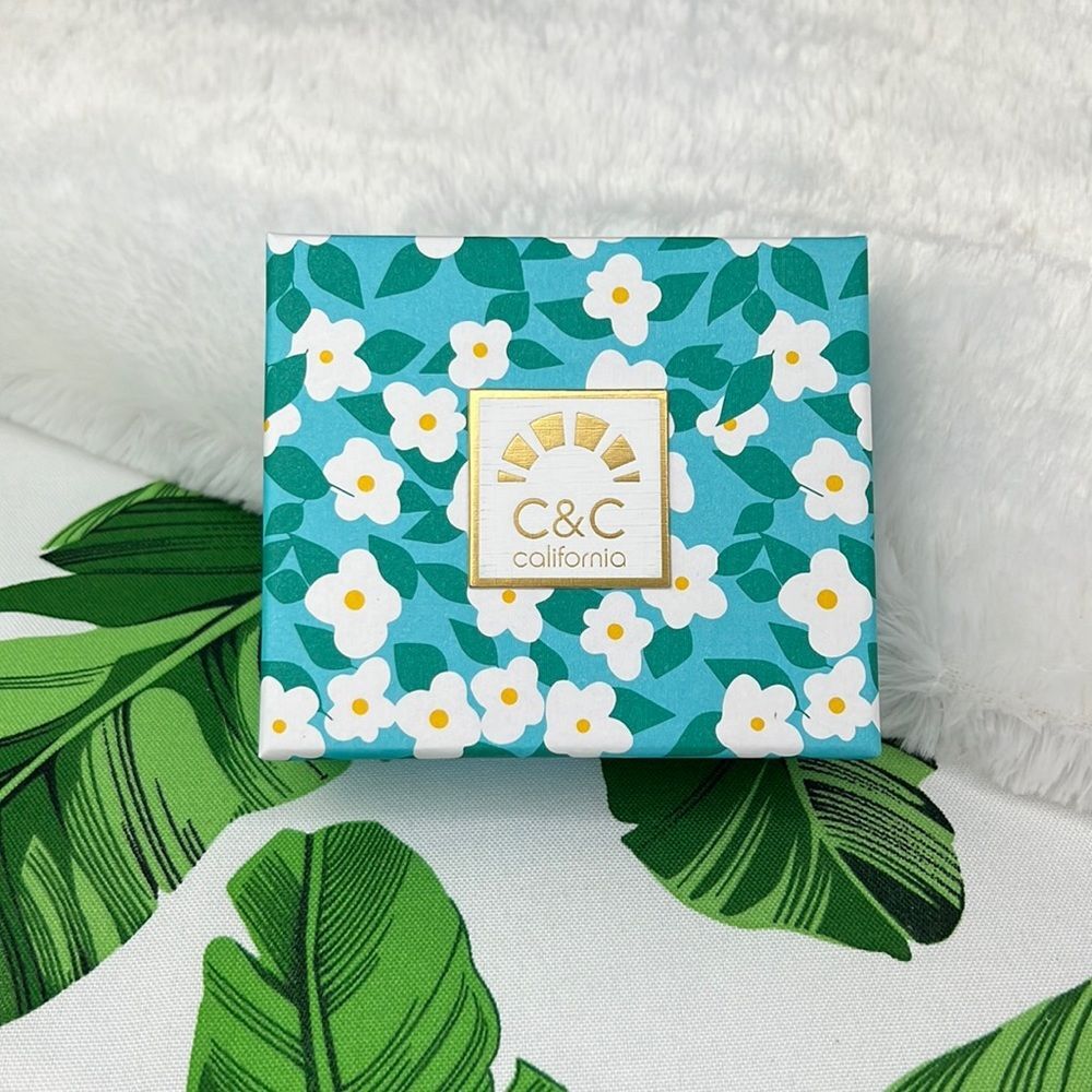 C&C California Daisy 3D Floral Beaded Hoop Earrings NEW IN BOX - Picture 7 of 9